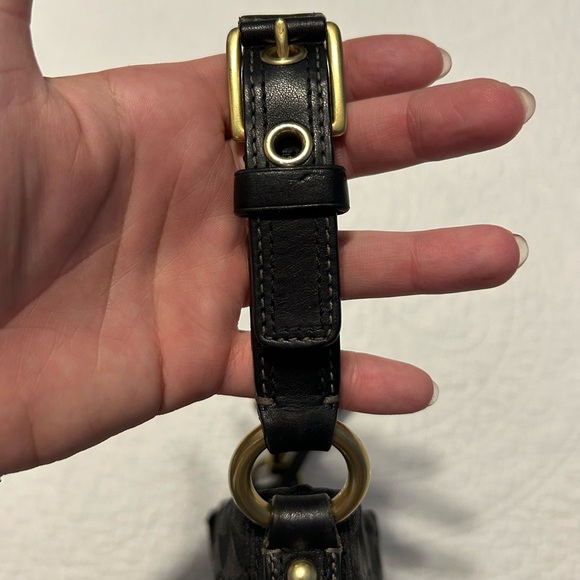 COACH PLEATED HAMPTONS SIGNATURE SHOULDER BAG - Picture 7 of 8